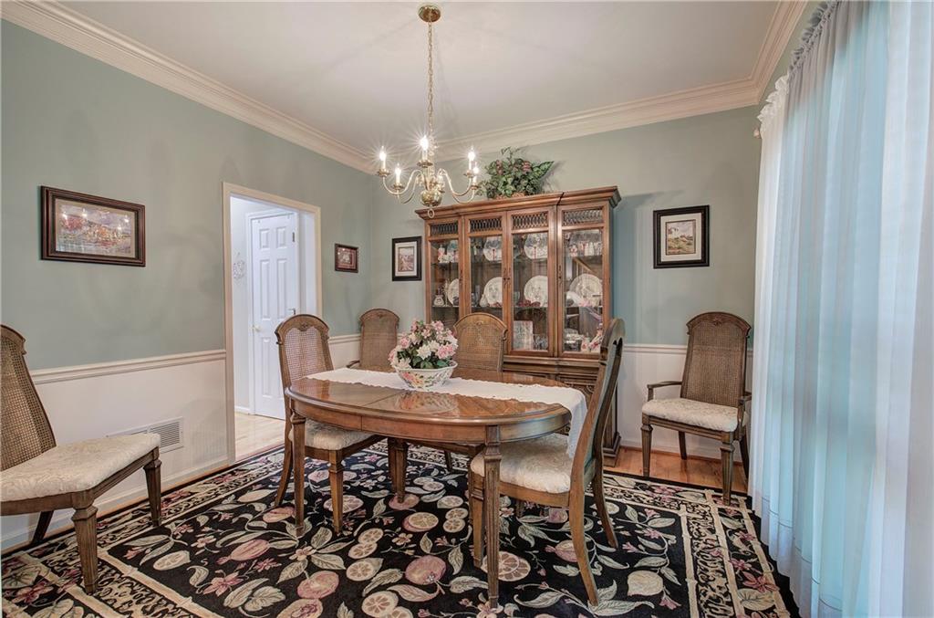 3945 Lorien Way, Kennesaw, Georgia image 6