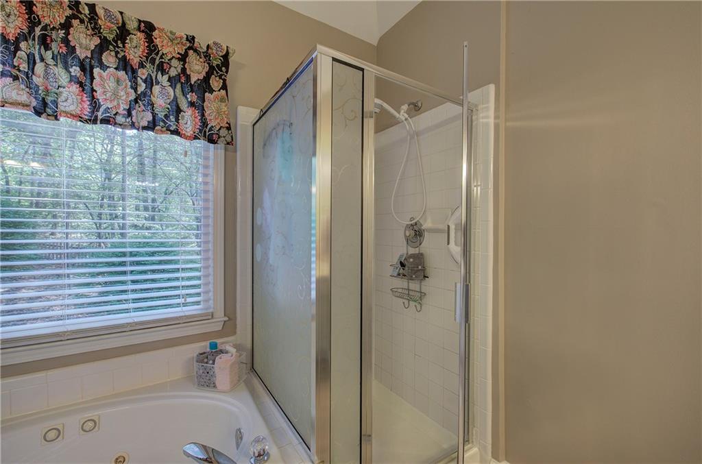 3945 Lorien Way, Kennesaw, Georgia image 32