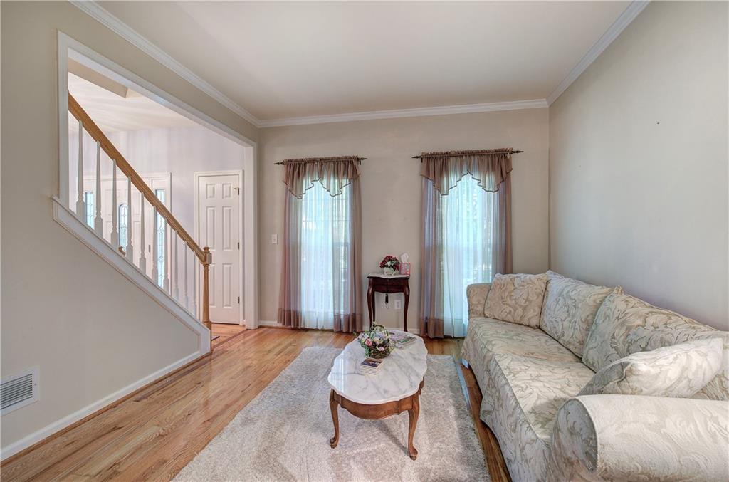 3945 Lorien Way, Kennesaw, Georgia image 10