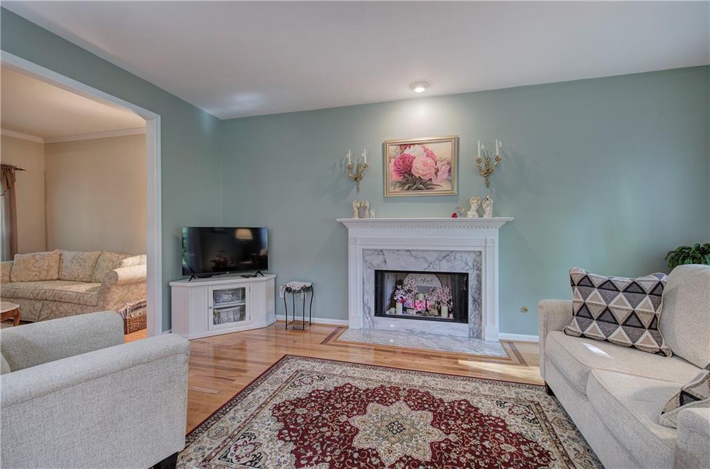3945 Lorien Way, Kennesaw, Georgia image 13