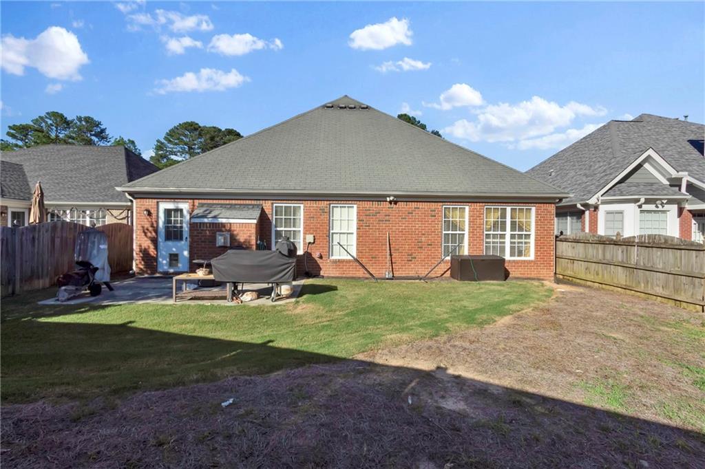 1885 Hickory Station Circle, Snellville, Georgia image 31