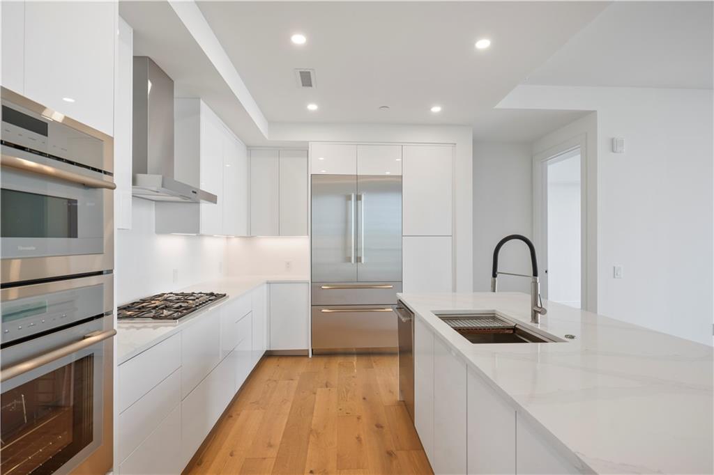 2425 PEACHTREE Road NE 903