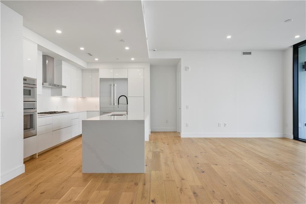 2425 PEACHTREE Road NE 903