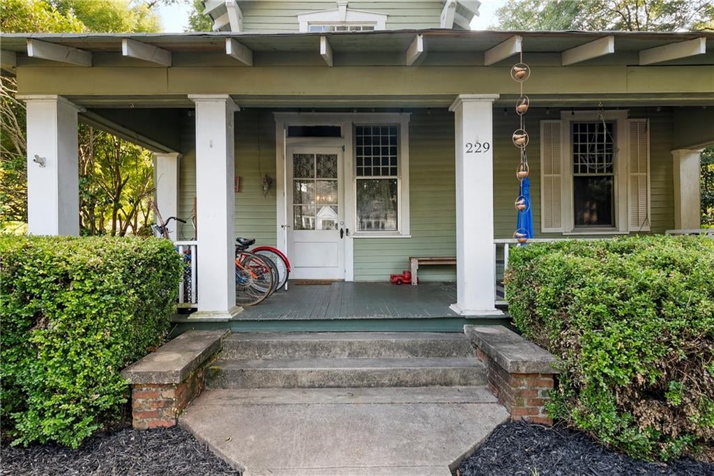 229 N Church Street