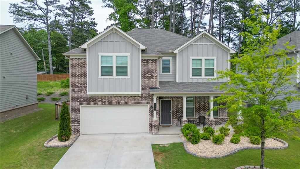 688 Saffron Boulevard, Lawrenceville, Georgia image 2