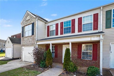 Townhouse For Sale - 1530 Labonte Parkway<br/> Mcdonough, GA 30253