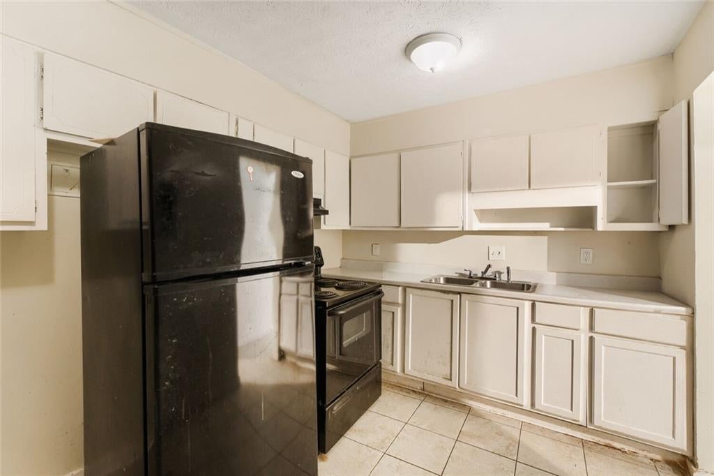 1789 Whitehall Forest Court SE