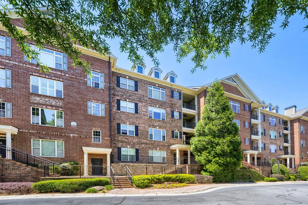 2300 Peachford Road 3209