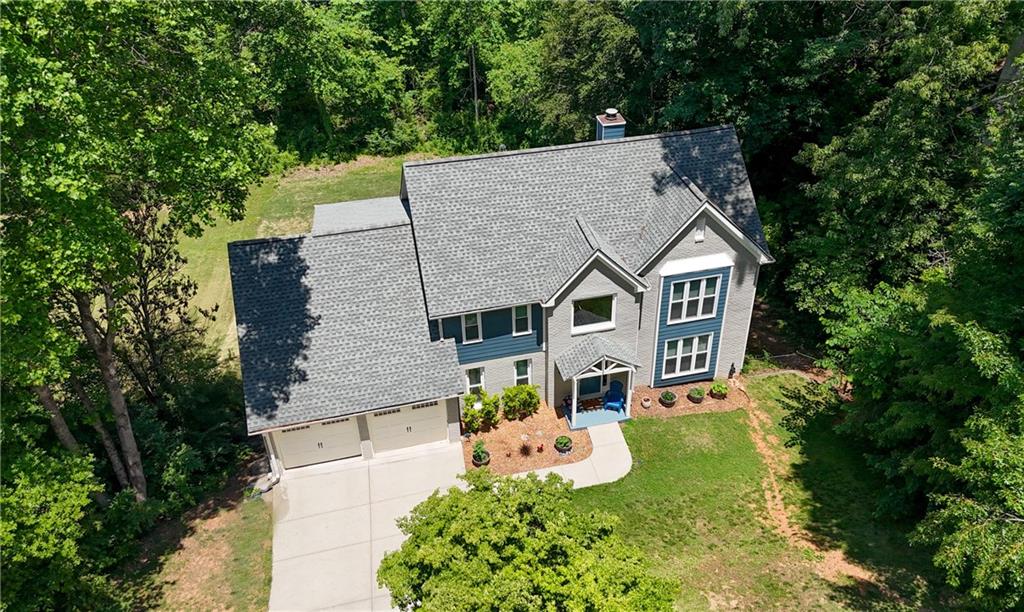 141 Shadowlake Lane SE