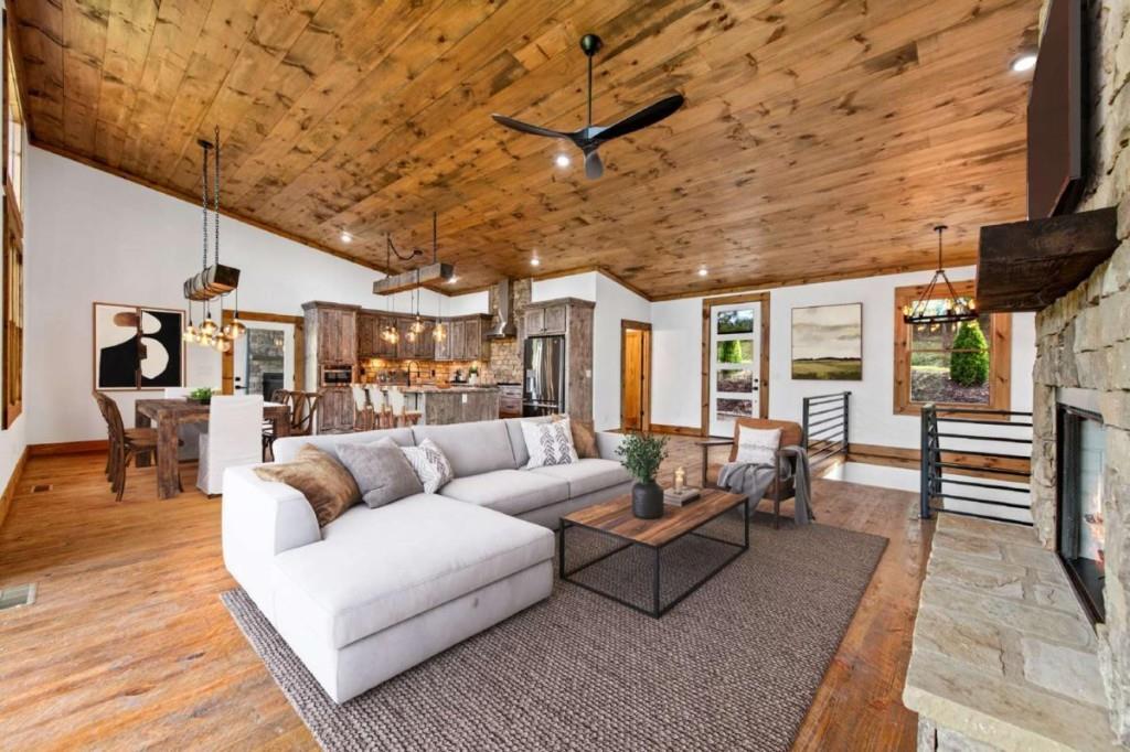 65 Wolf Creek Heights