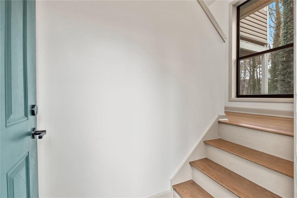 515 Wynnes Ridge Circle Southeast Circle SE