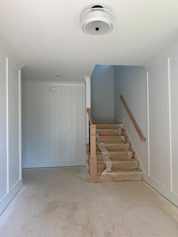 3265 Hilltop Circle