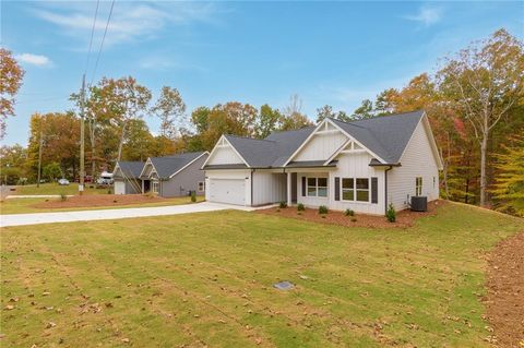 A home in Murrayville