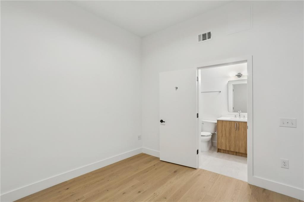 567 Ponce De Leon Avenue 409