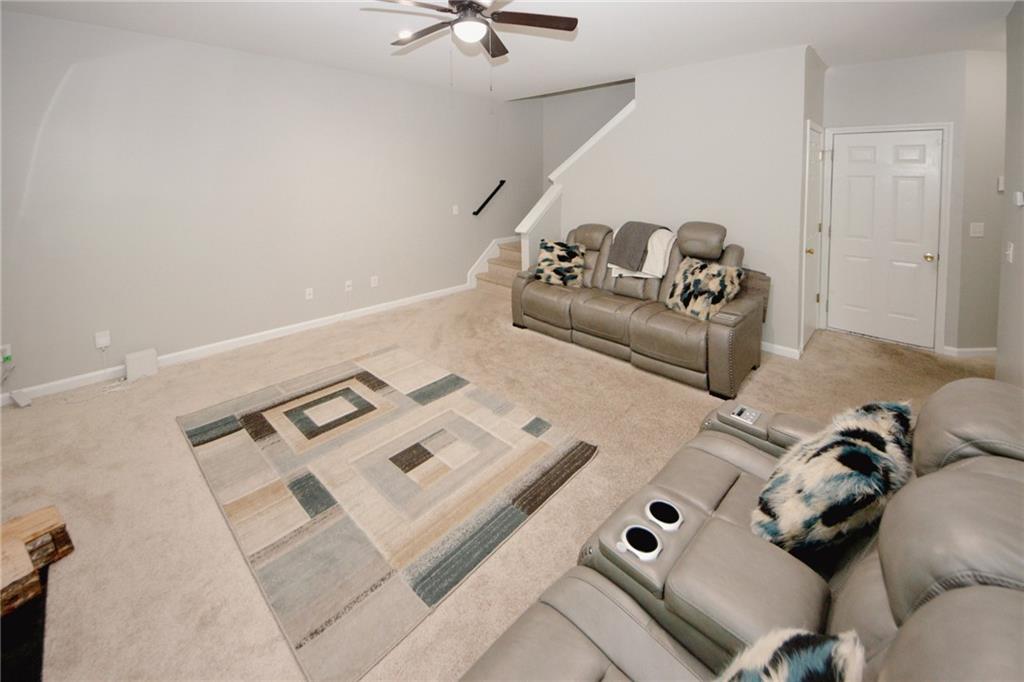 1000 Willow Crest Landing, Austell, Georgia image 32