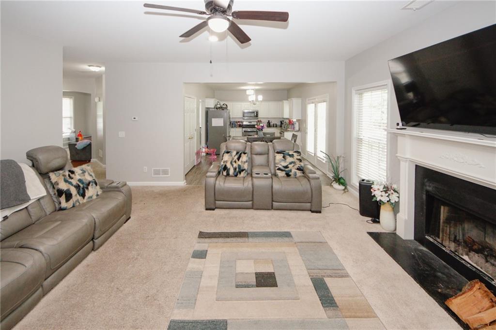 1000 Willow Crest Landing, Austell, Georgia image 13