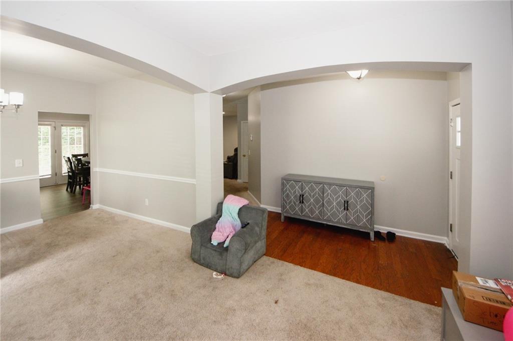 1000 Willow Crest Landing, Austell, Georgia image 4