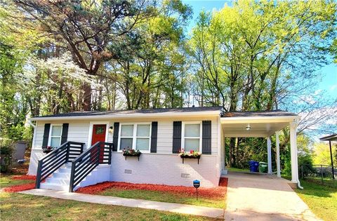 2825 Mango Circle NW Atlanta GA 30318