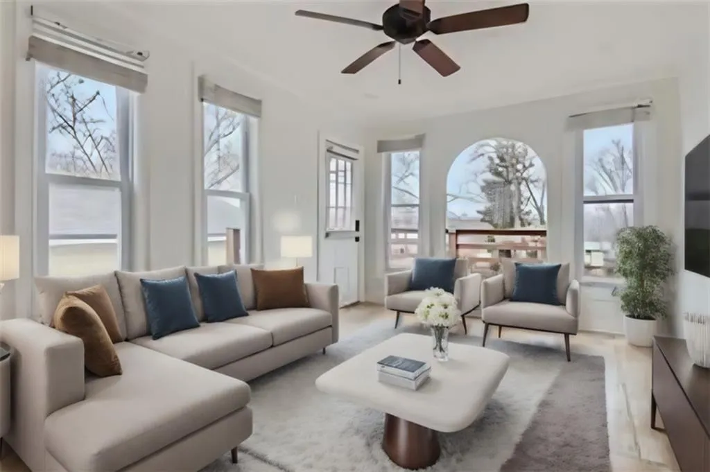 Atlanta, Georgia 30337, United States, 4 Bedrooms Bedrooms, ,3 BathroomsBathrooms,Residential,Active,16041