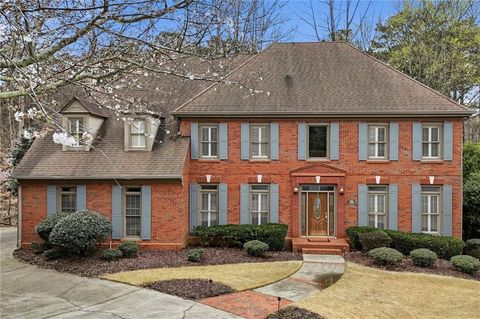 Photo of 2910 Leeds Garden Lane, Alpharetta, GA 30022 (MLS # 7731617)