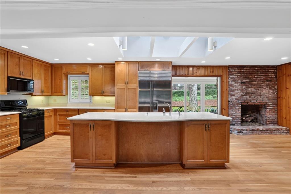 2034 Silvastone Drive NE