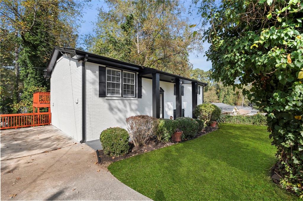 1969 Valley Ridge Drive SW