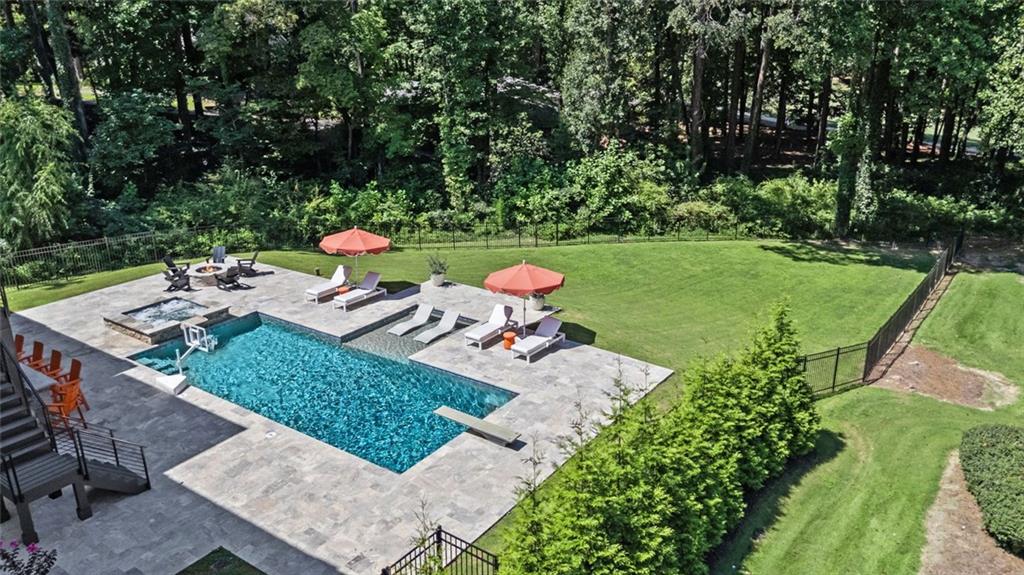 575 Indian Hills Parkway NE