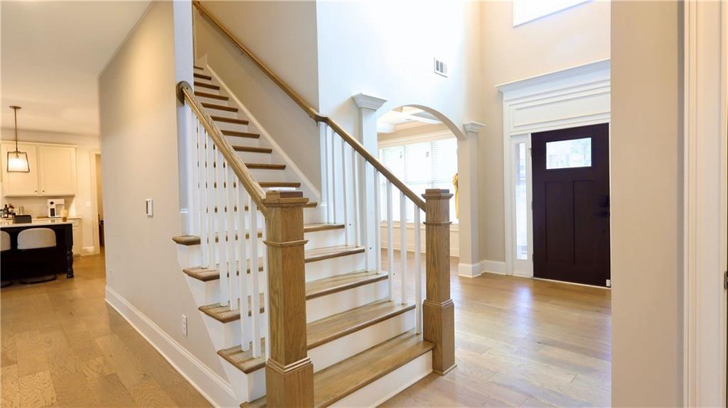 5381 Front Runner Court