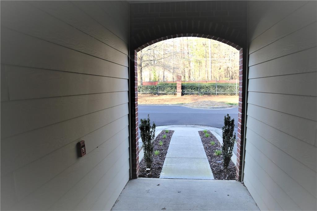 7108 Woodland Lane
