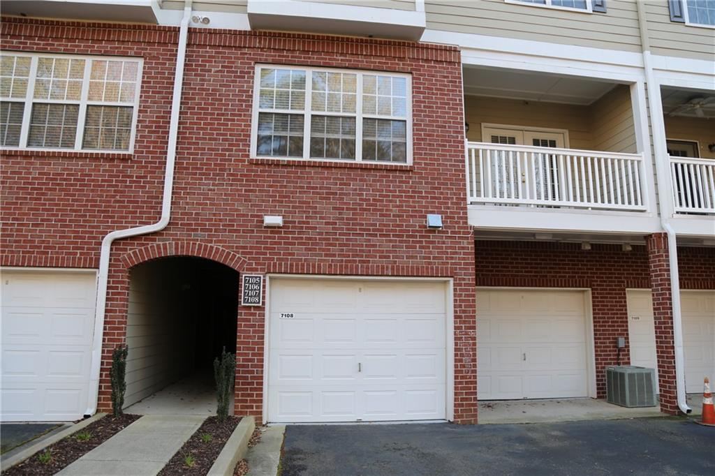 Amazing location in Alpharetta! Gated community in very close proximity to downtown Alpharetta, Avalon, Ameris Bank Amphitheater and first class shops, restaurants, entertainment only minutes away from GA 400. True 3 bedroom with appealing interior design and finishes in excellent condition! Seller is open to a Lease/Purchase.