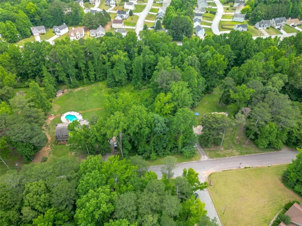 6990 Oak Leaf Drive, Fairburn, Georgia image 7