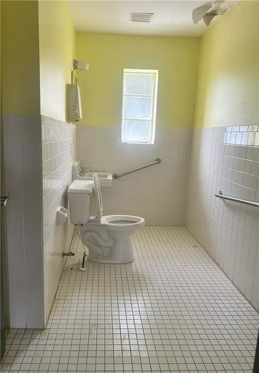 Fairburn, Georgia 30213, United States, ,Commercial,Active,19951