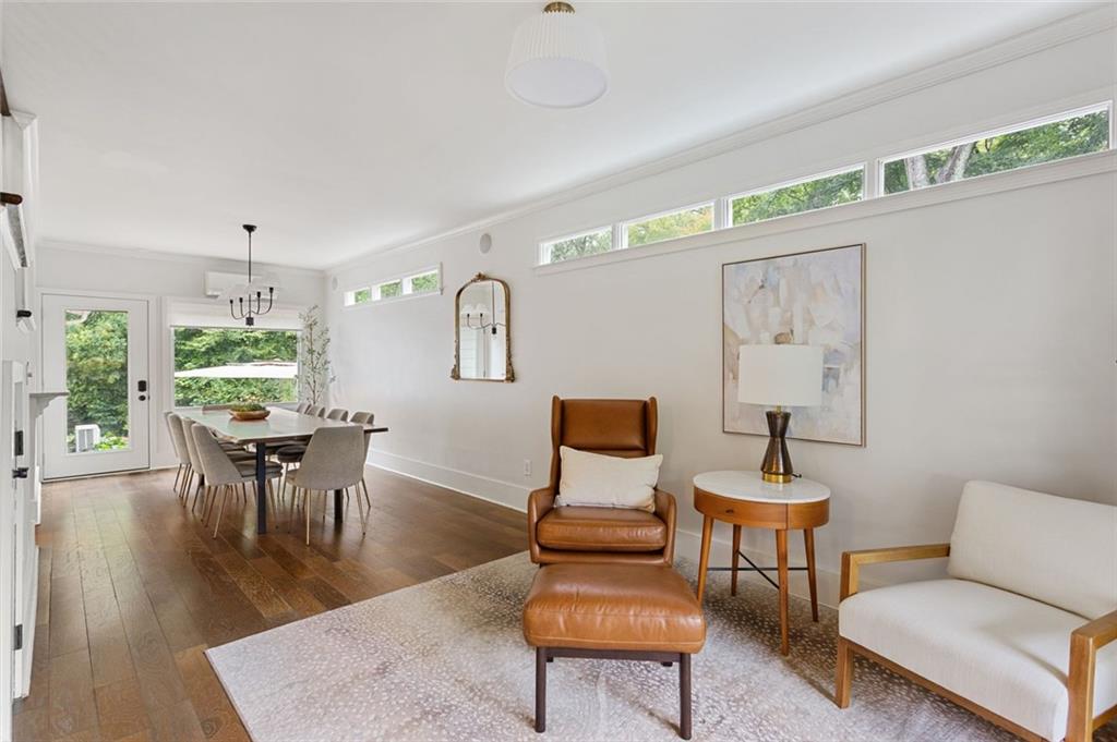 421 Golfview Rd Road NW