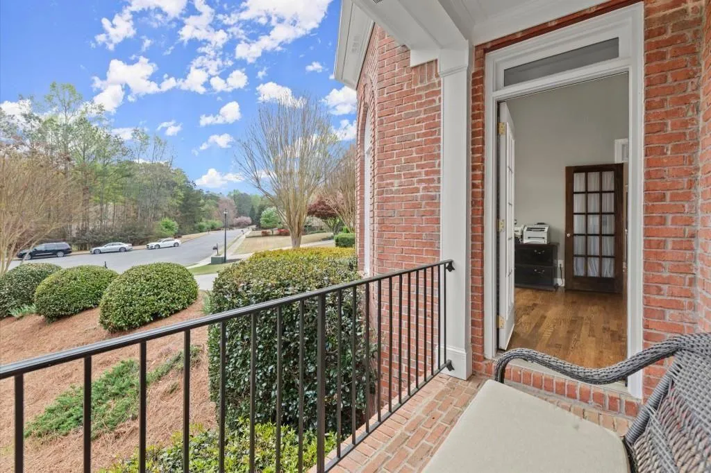 Milton, Georgia 30004, United States, 5 Bedrooms Bedrooms, ,5 BathroomsBathrooms,Residential,Pending,105564