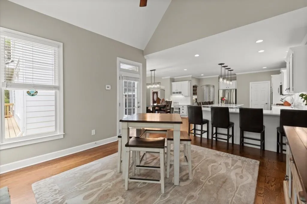 Milton, Georgia 30004, United States, 5 Bedrooms Bedrooms, ,5 BathroomsBathrooms,Residential,Pending,105564