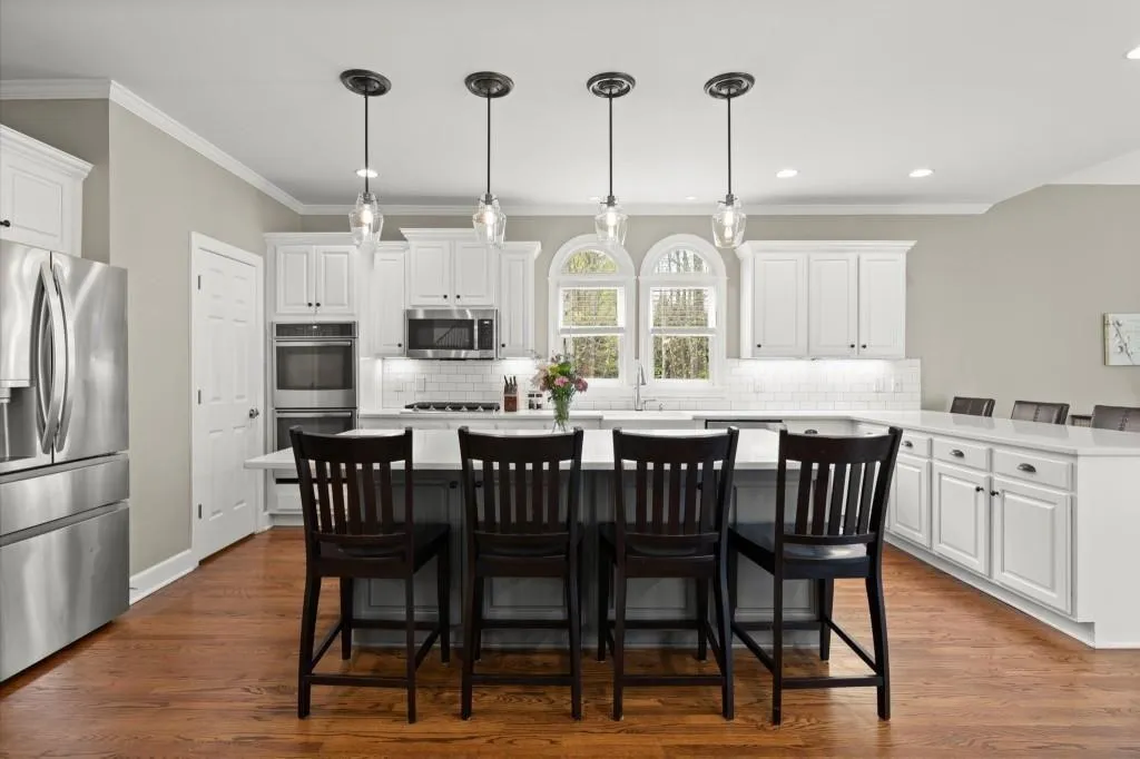 Milton, Georgia 30004, United States, 5 Bedrooms Bedrooms, ,5 BathroomsBathrooms,Residential,Pending,105564