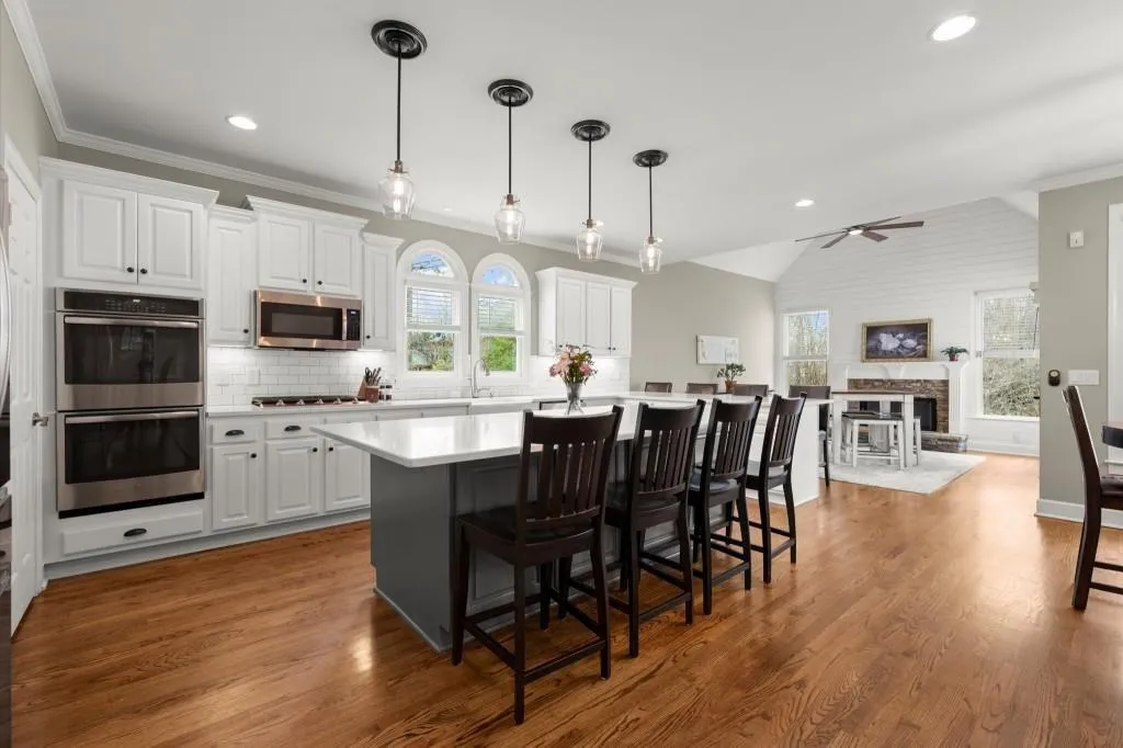 Milton, Georgia 30004, United States, 5 Bedrooms Bedrooms, ,5 BathroomsBathrooms,Residential,Pending,105564