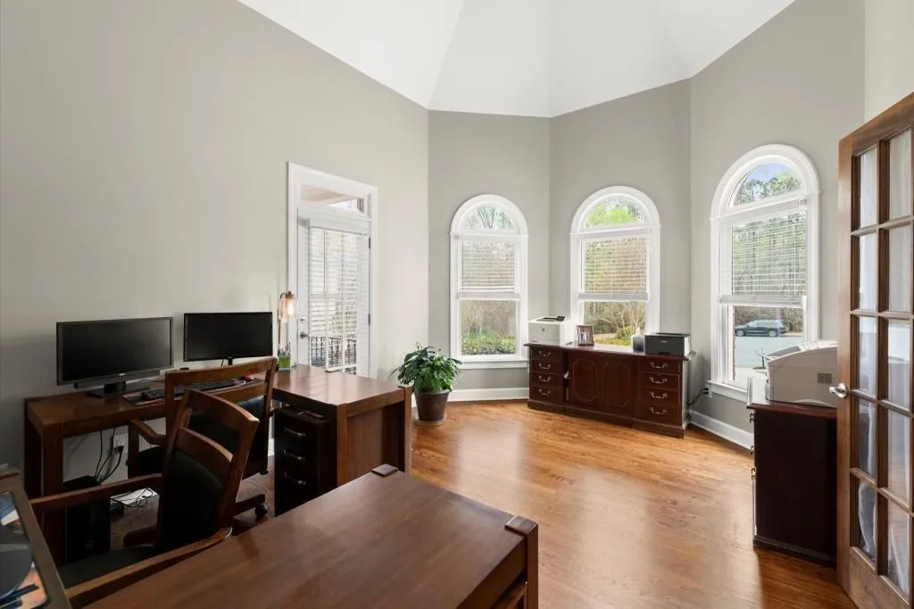 Milton, Georgia 30004, United States, 5 Bedrooms Bedrooms, ,5 BathroomsBathrooms,Residential,Pending,105564