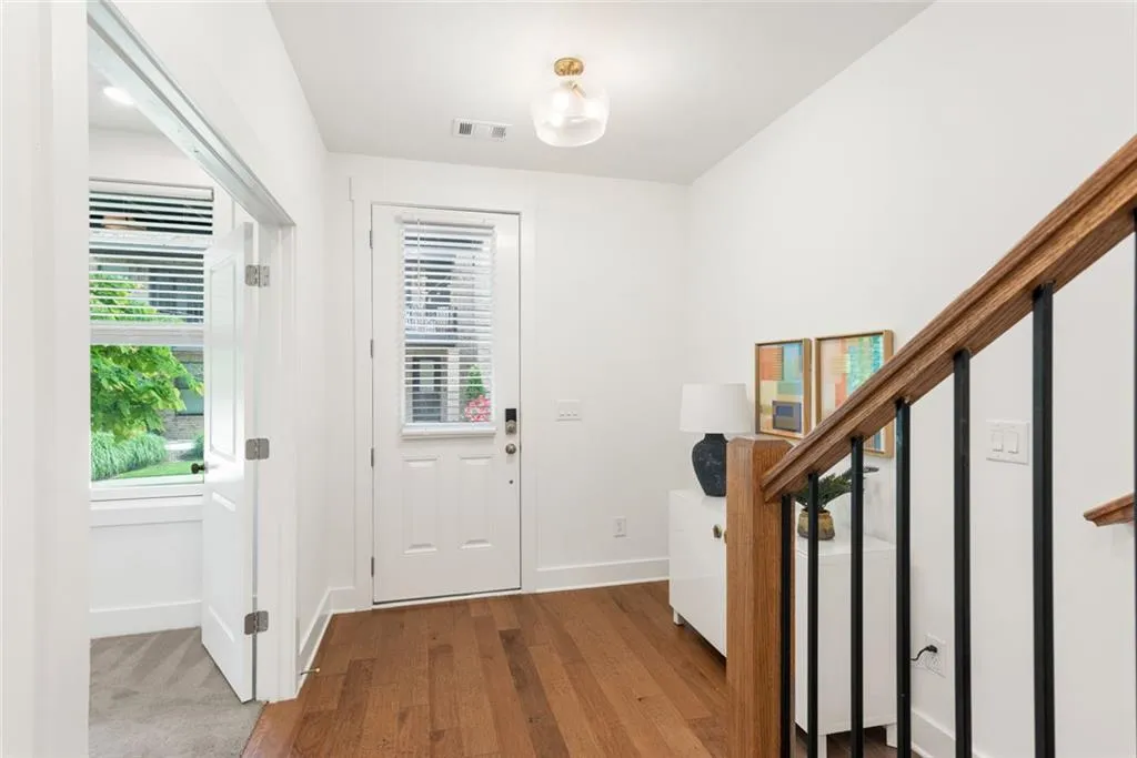 Atlanta, Georgia 30318, United States, 3 Bedrooms Bedrooms, ,4 BathroomsBathrooms,Residential,Active,120639