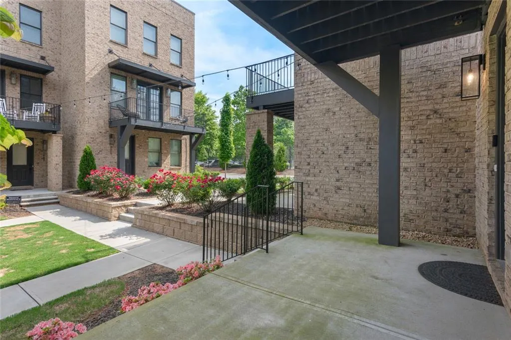 Atlanta, Georgia 30318, United States, 3 Bedrooms Bedrooms, ,4 BathroomsBathrooms,Residential,Active,120639