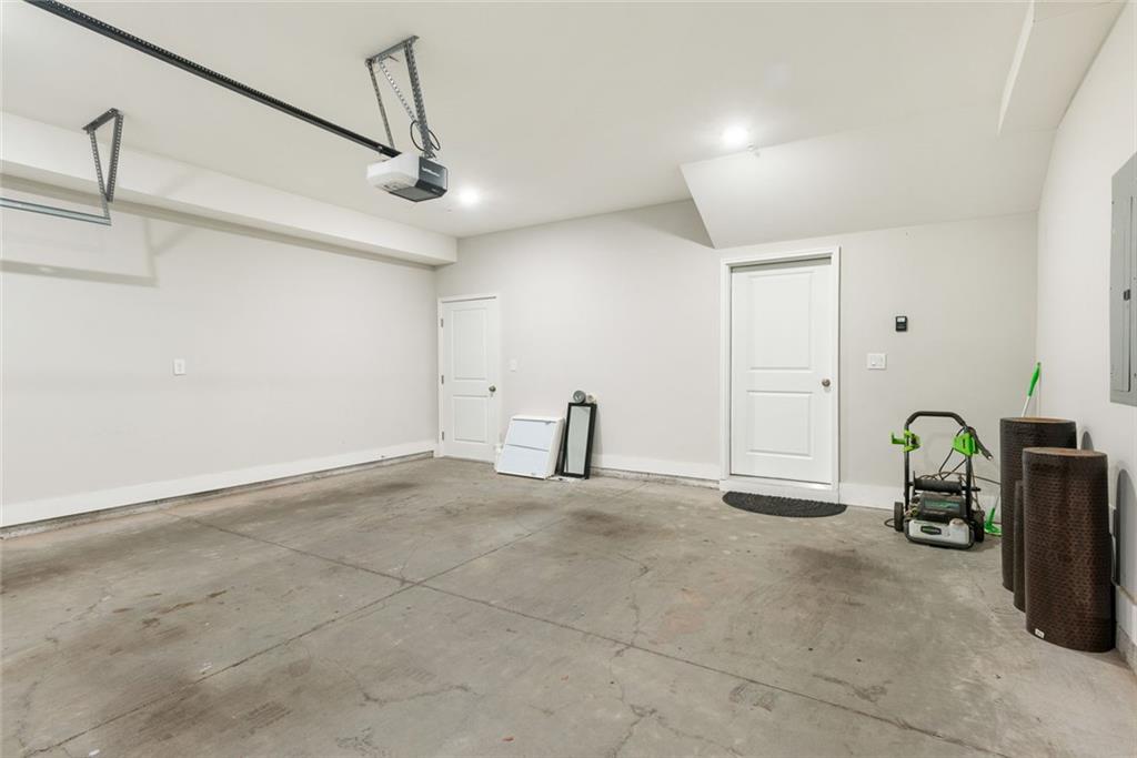 1032 Robert Smalls Way, Atlanta, Georgia image 32