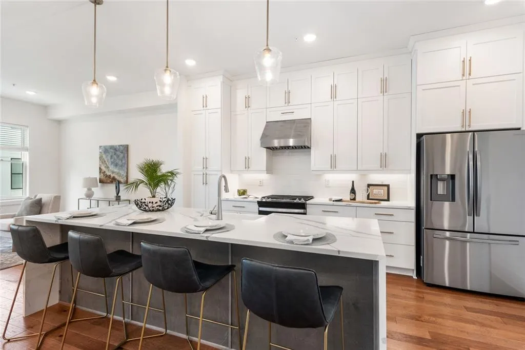 Atlanta, Georgia 30318, United States, 3 Bedrooms Bedrooms, ,4 BathroomsBathrooms,Residential,Active,120639