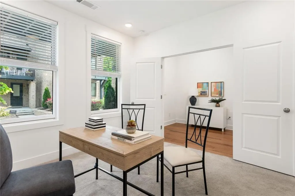 Atlanta, Georgia 30318, United States, 3 Bedrooms Bedrooms, ,4 BathroomsBathrooms,Residential,Active,120639