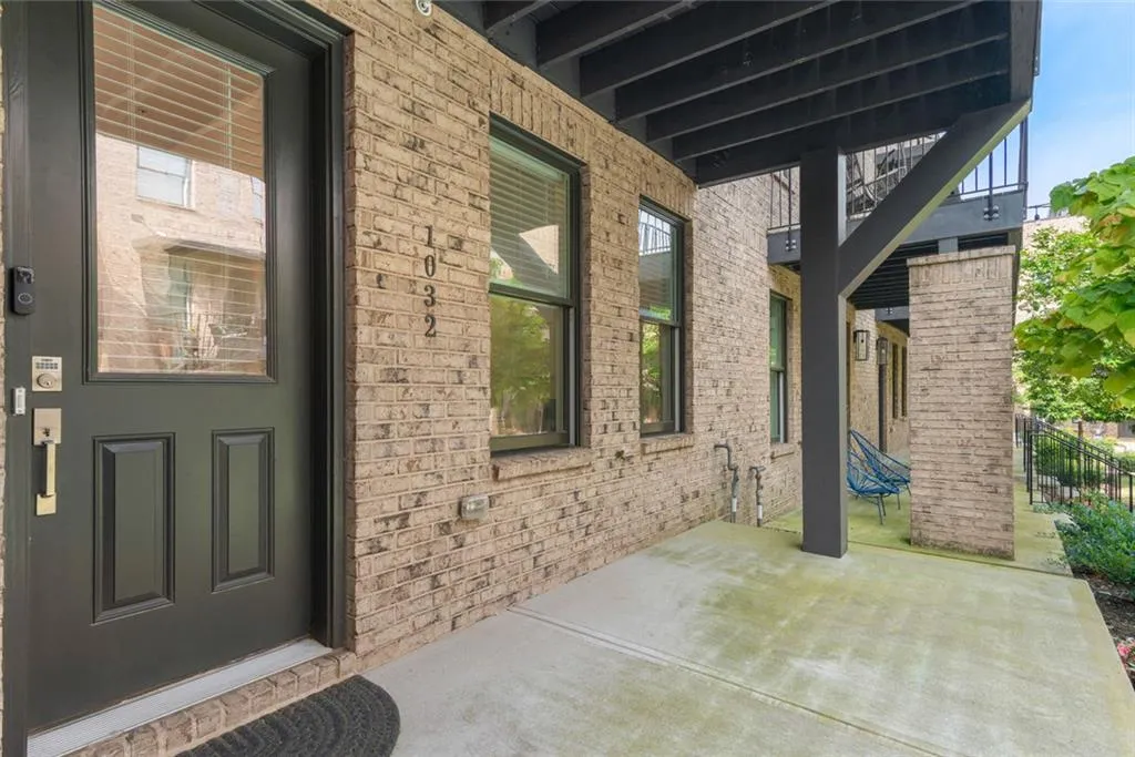 Atlanta, Georgia 30318, United States, 3 Bedrooms Bedrooms, ,4 BathroomsBathrooms,Residential,Active,120639