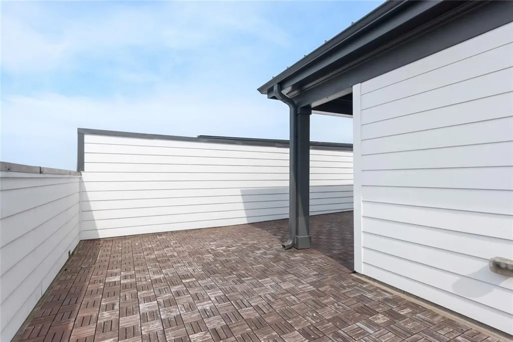 Atlanta, Georgia 30318, United States, 3 Bedrooms Bedrooms, ,4 BathroomsBathrooms,Residential,Active,120639