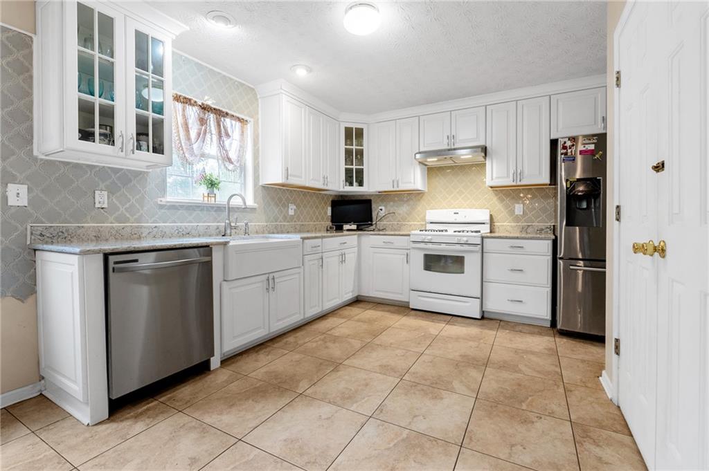 245 Vaness Drive, Mcdonough, Georgia image 6