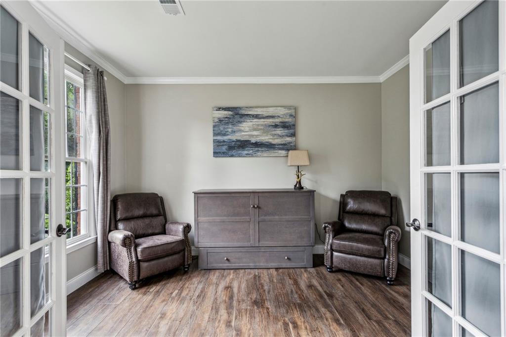 321 Woodbrook Crest