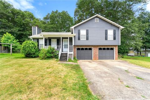 A home in Powder Springs