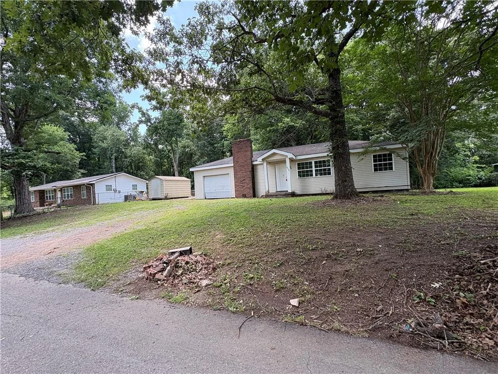 938 Raygan Drive