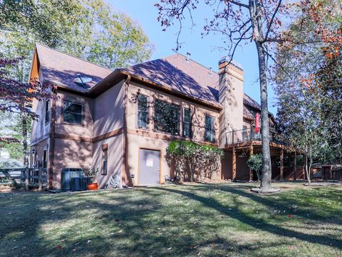 A home in Cartersville